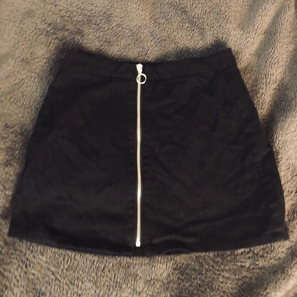 Black Skirt